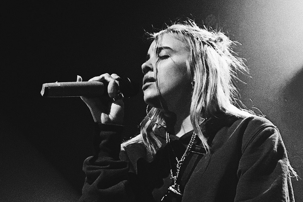 billie sing